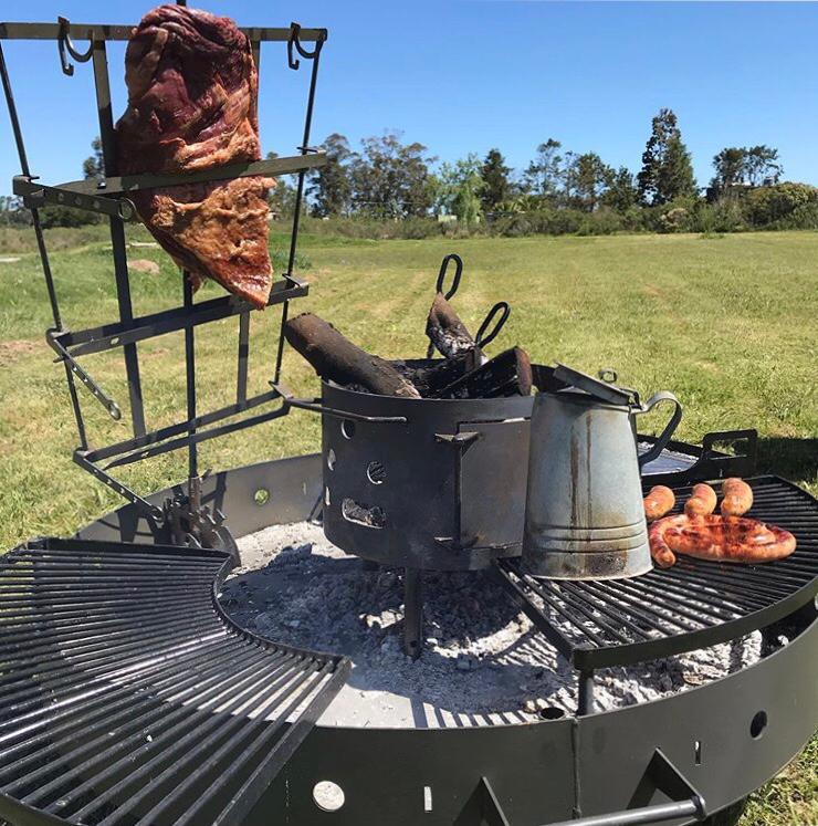 DUOMO BIG SIZED BARBECUE / FIRE PIT / STAKE